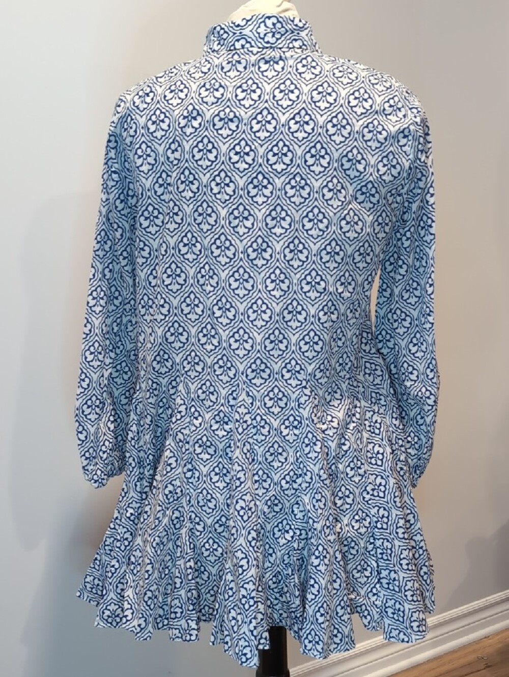 Zara Blue & White Geometric Patterned Button-Up Dress Skater Style Large - Picture 5 of 9